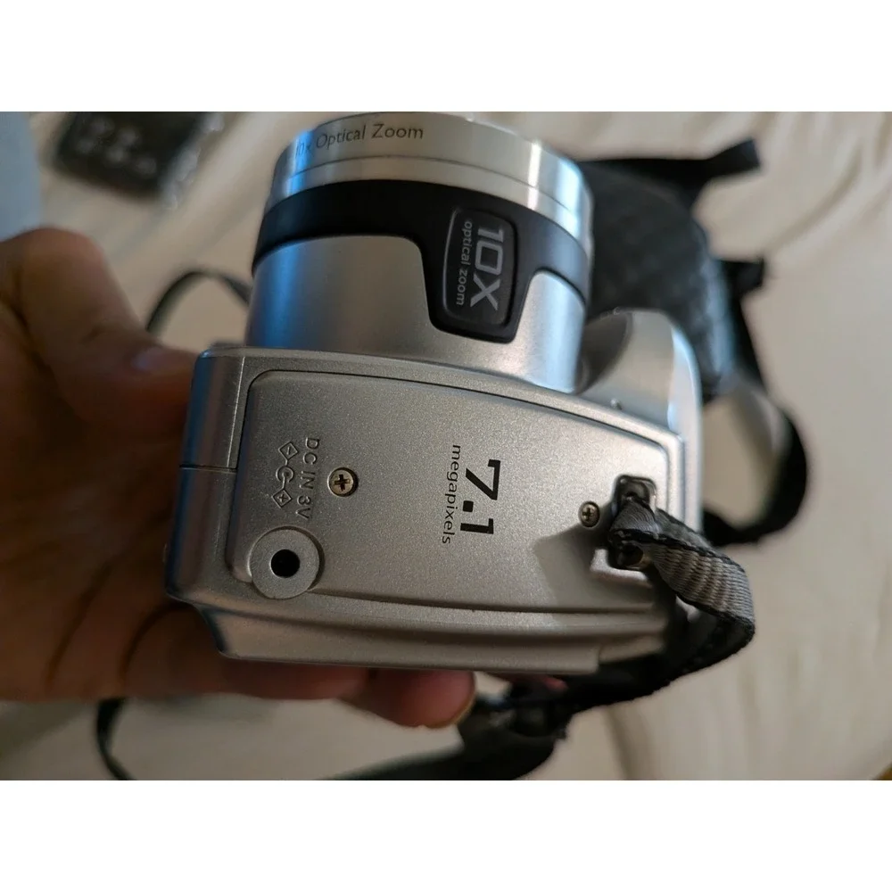 Silver Kodak Digital Camera Z710-10x Zoom Tested Working With Carry Case